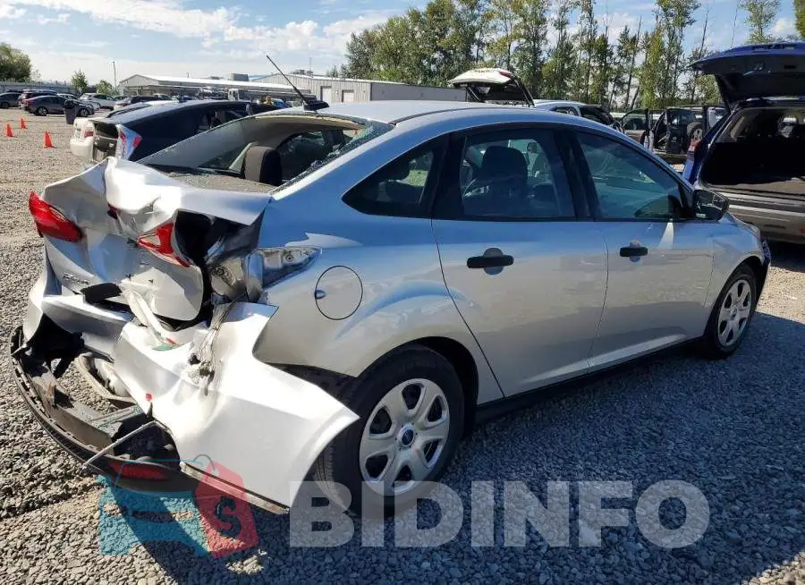 1FADP3E29HL325643 Photo# 3