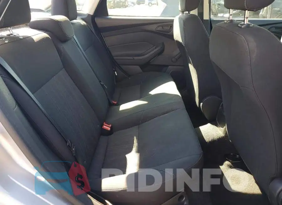 1FADP3E29HL325643 Photo# 10