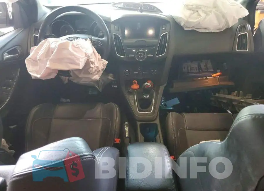1FADP3L92JL279112 Photo# 8