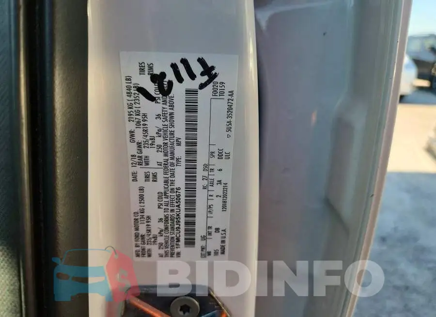 1FMCU9J95KUA50676 Photo# 14