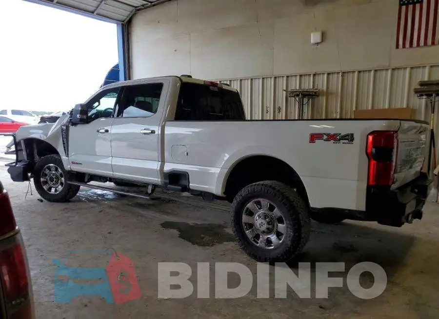 1FT8W3BM2REC94018 Photo# 2