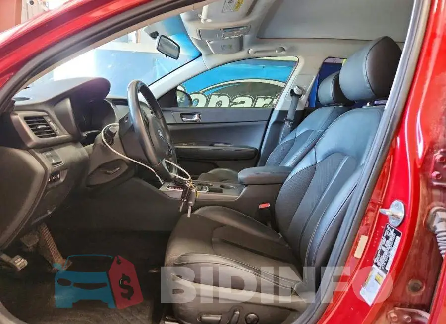 5XXGT4L33JG213897 Photo# 7