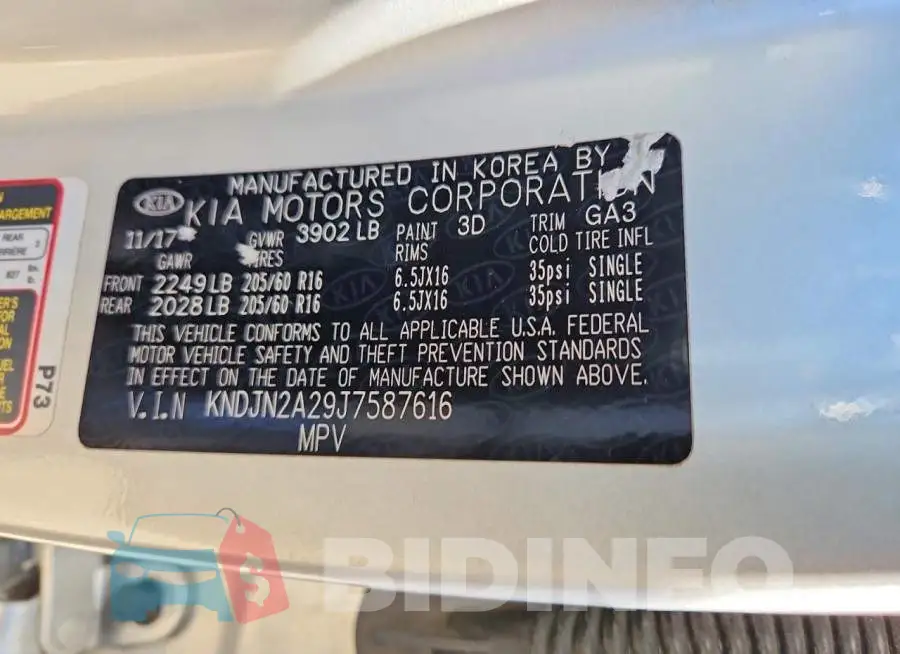 KNDJN2A29J7587616 Photo# 13