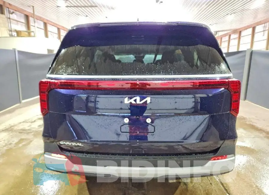 KNDNB5K32V6658993 Photo# 6