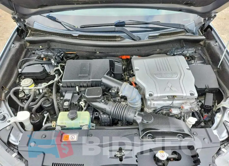 JA4J24A5XJZ053733 Photo# 12