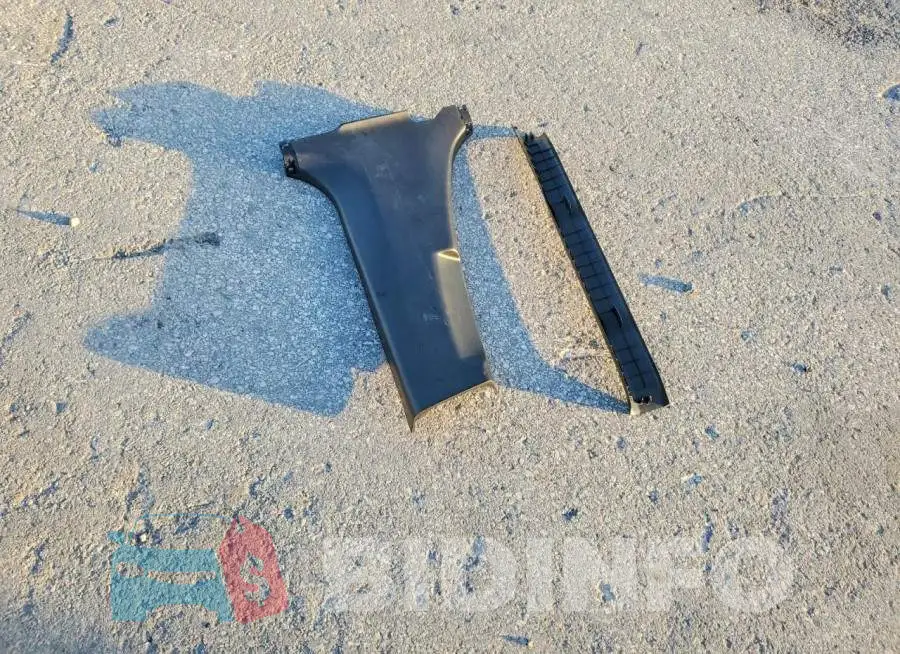 5YFBURHE8HP737157 Photo# 12
