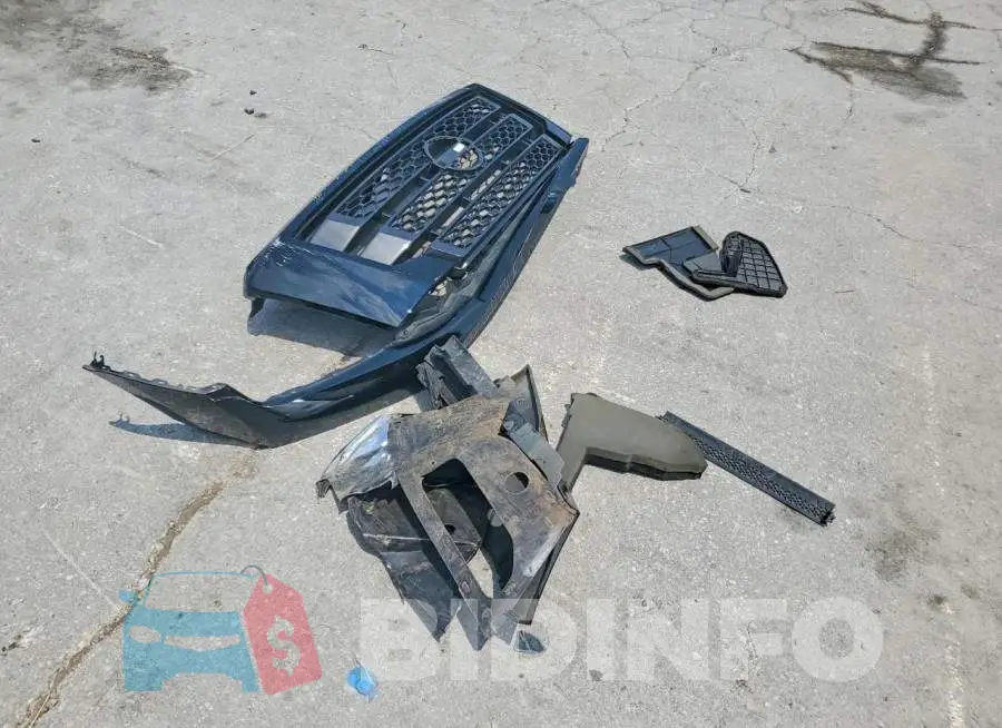 1N6AA1ED7PN110928 Photo# 12