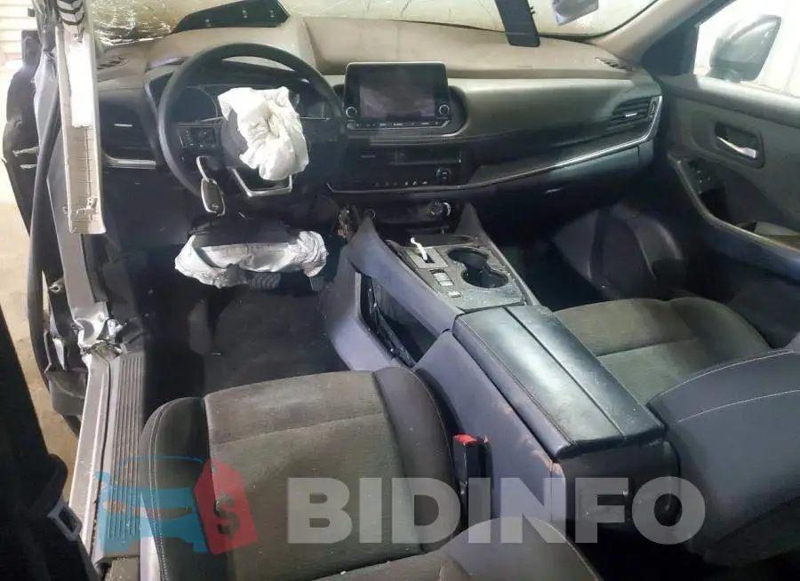 5N1BT3BA8PC761290 Photo# 8