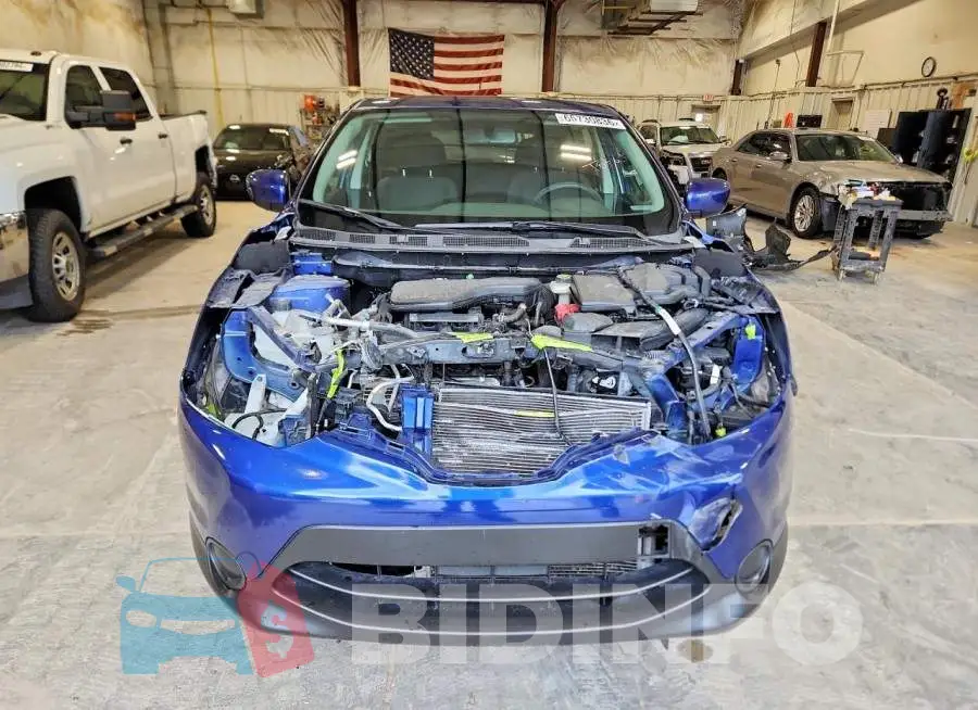 JN1BJ1CRXHW112418 Photo# 5