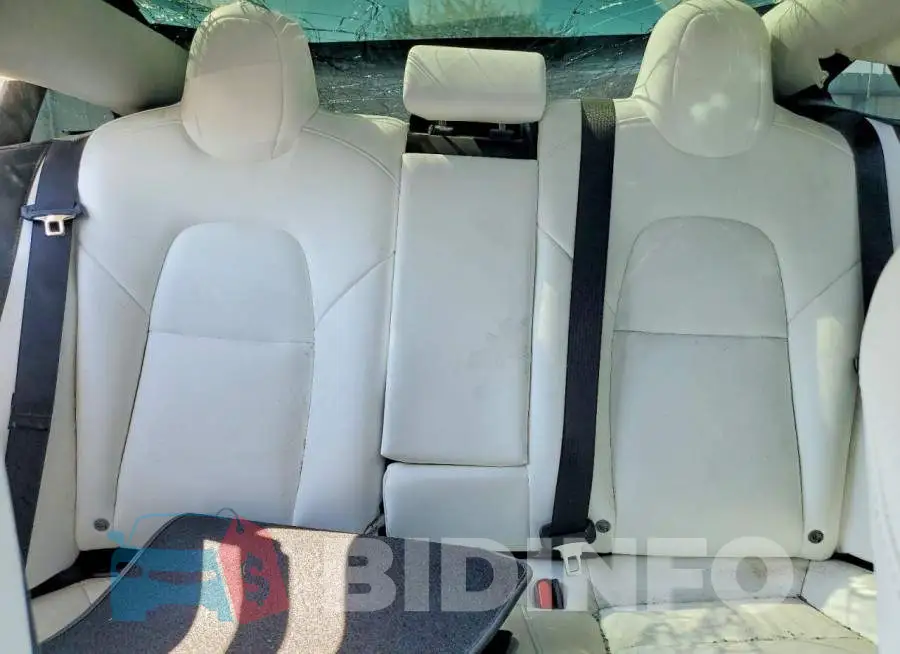 5YJ3E1EBXKF437121 Photo# 10