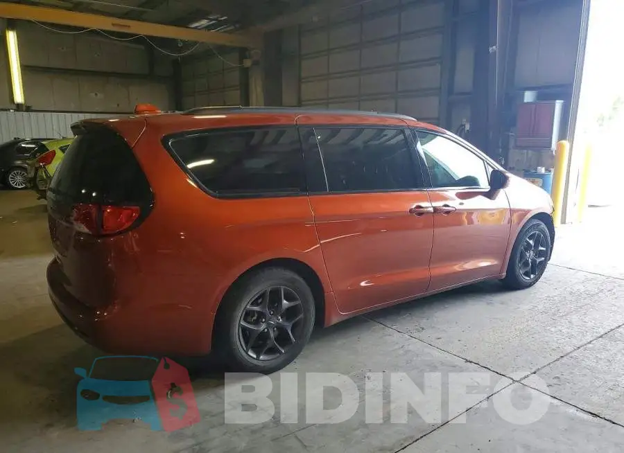 2C4RC1EG1JR258254 Photo# 3