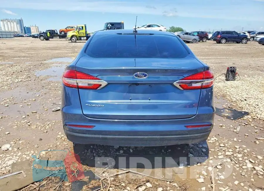 3FA6P0G72KR230091 Photo# 6