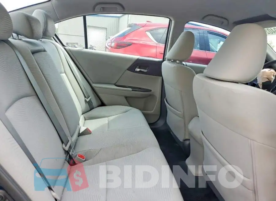 1HGCR2F38HA284484 Photo# 10