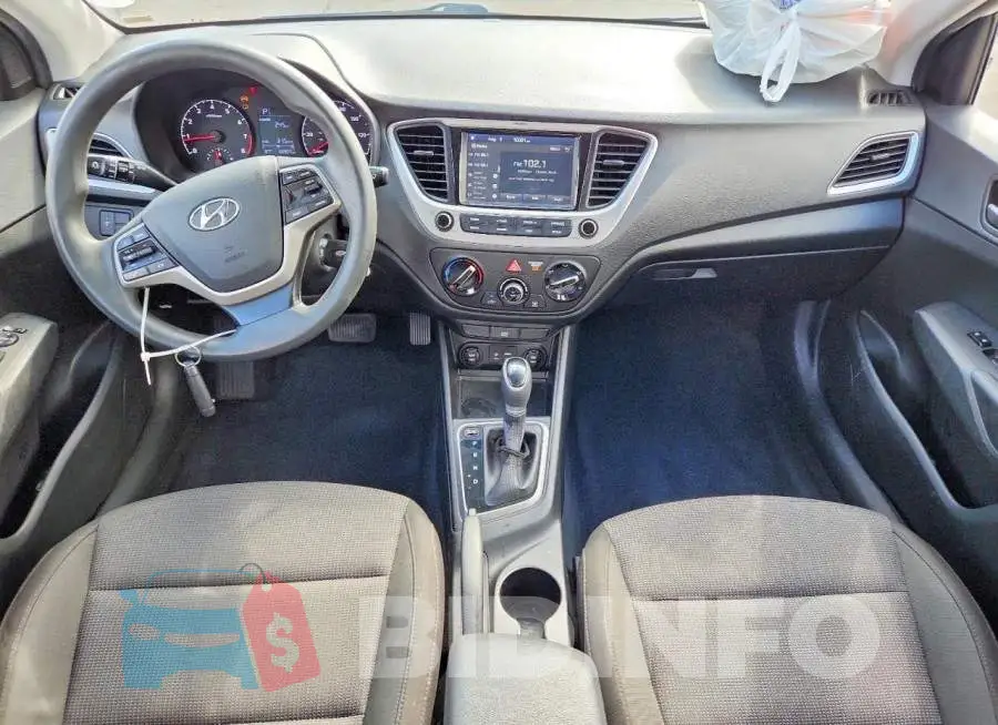 3KPC24A38KE066295 Photo# 8