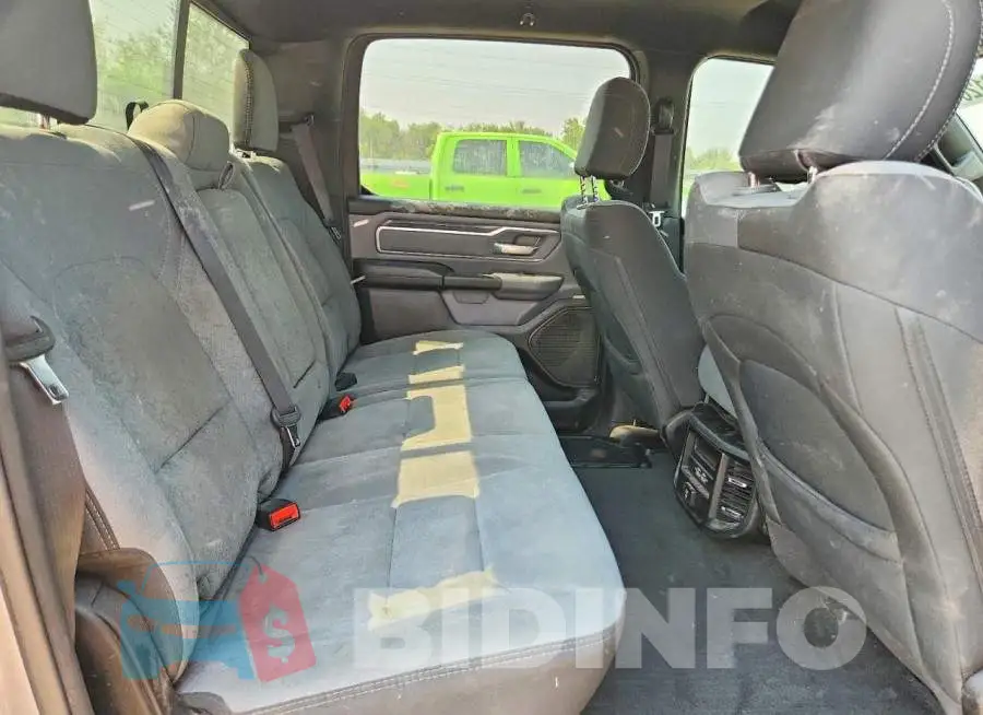 1C6SRFFT8MN810527 Photo# 10