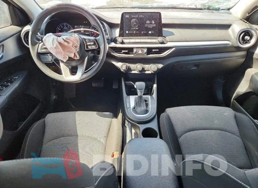 3KPF24AD8PE673021 Photo# 8