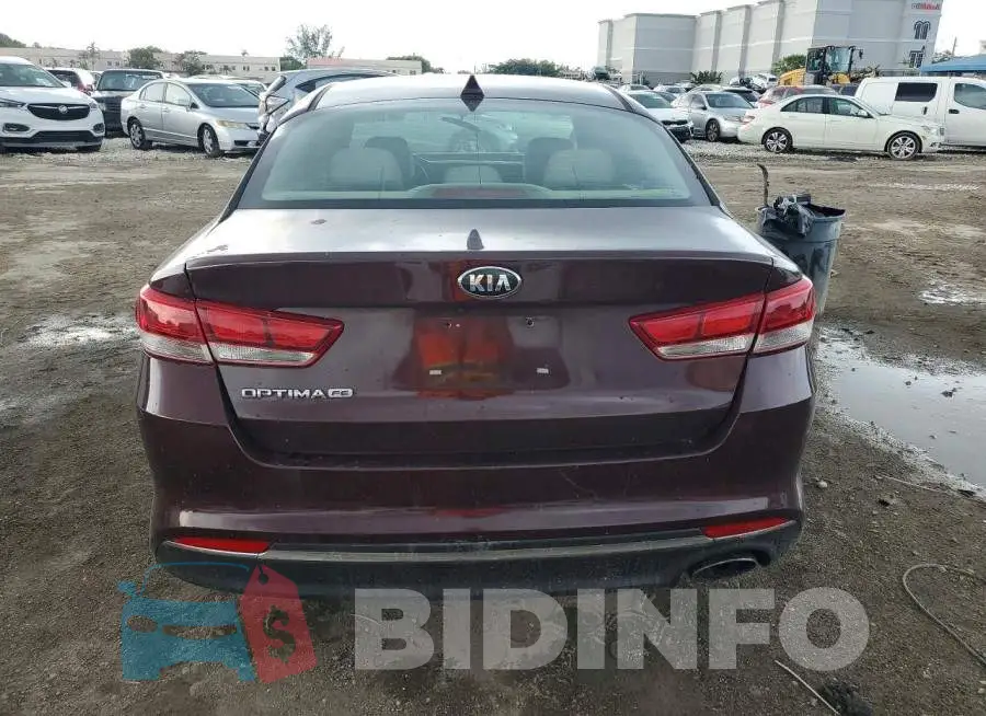 5XXGT4L37JG208945 Photo# 6