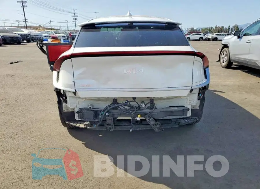 KNDC34LB3R5180695 Photo# 6