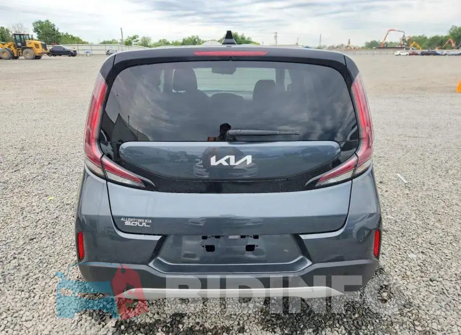 KNDJ23AU0R7912018 Photo# 6