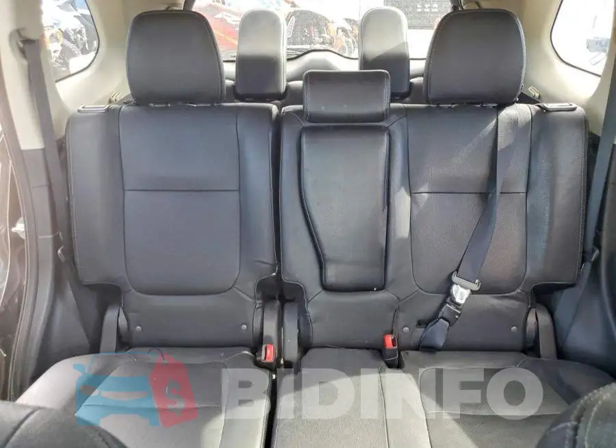 JA4AD3A30JZ071564 Photo# 10