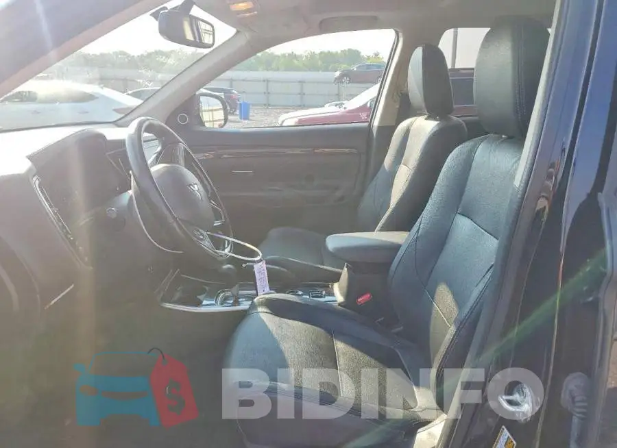 JA4AD3A36JZ011787 Photo# 7