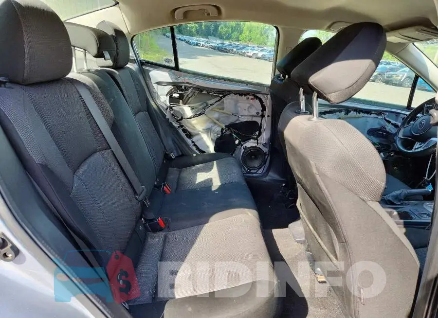 4S3GKAB68J3602015 Photo# 10
