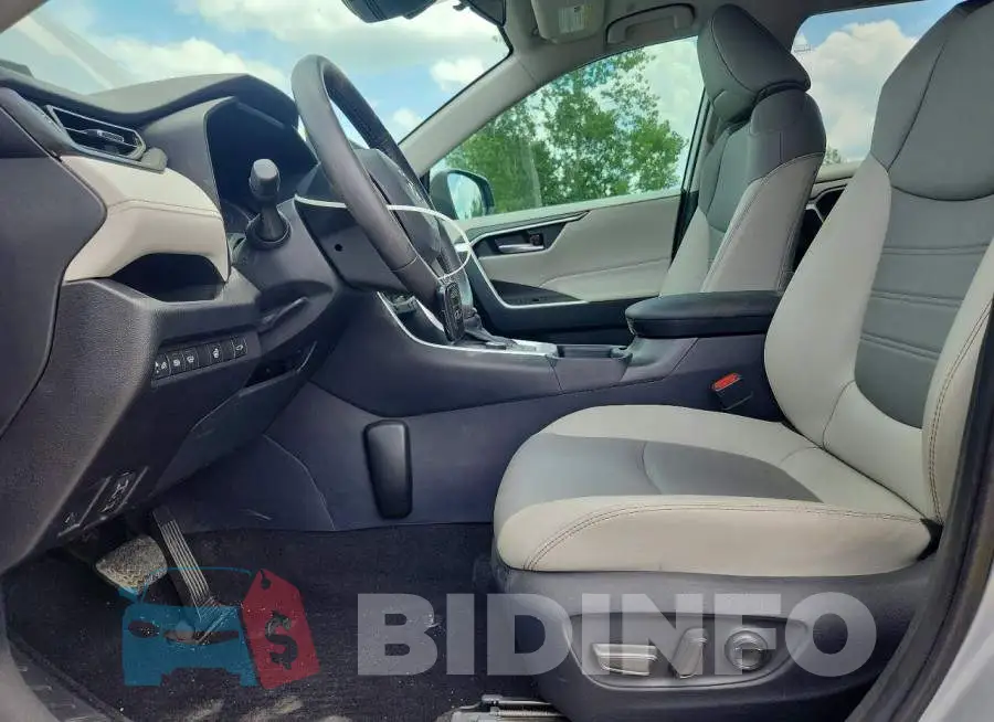 2T3B6RFV8SW086638 Photo# 7