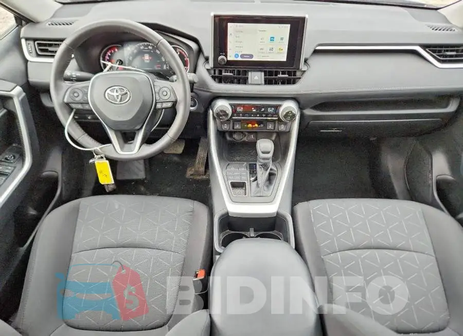 2T3P1RFV3PW384882 Photo# 8