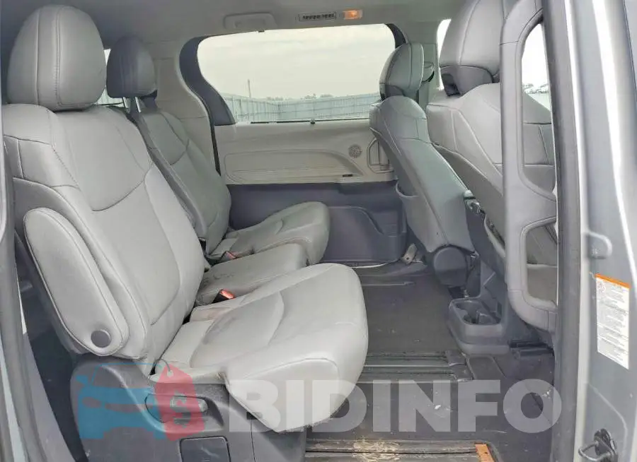 5TDGRKEC1RS208725 Photo# 11