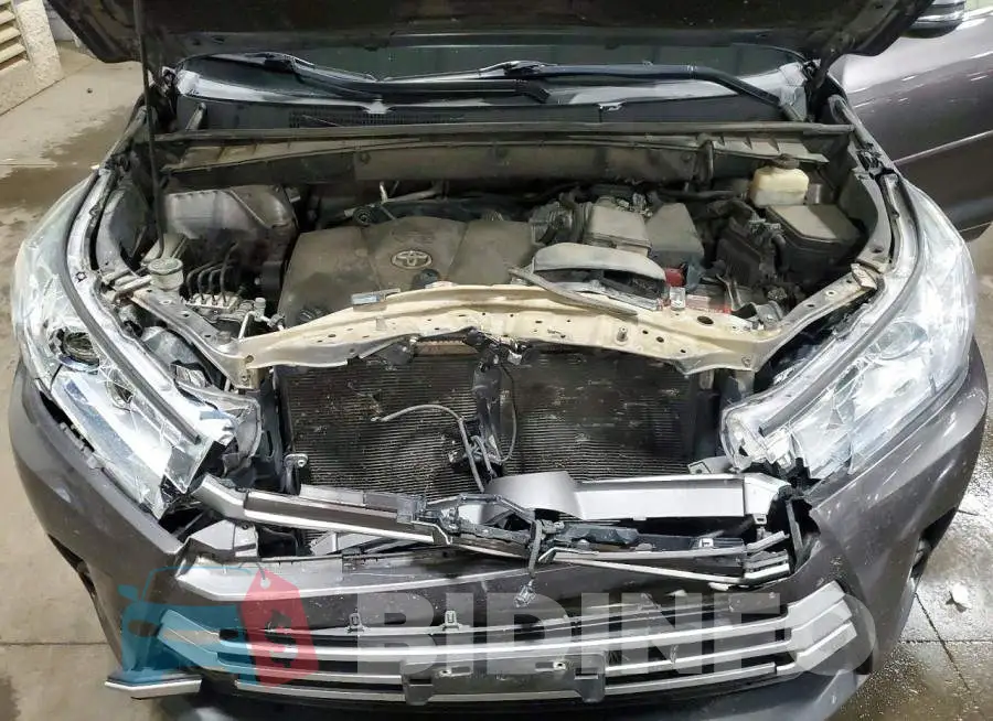 5TDJZRFH4JS498004 Photo# 11