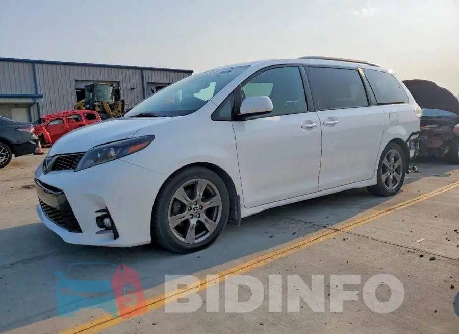 5TDXZ3DC2JS927882 Photo# 1