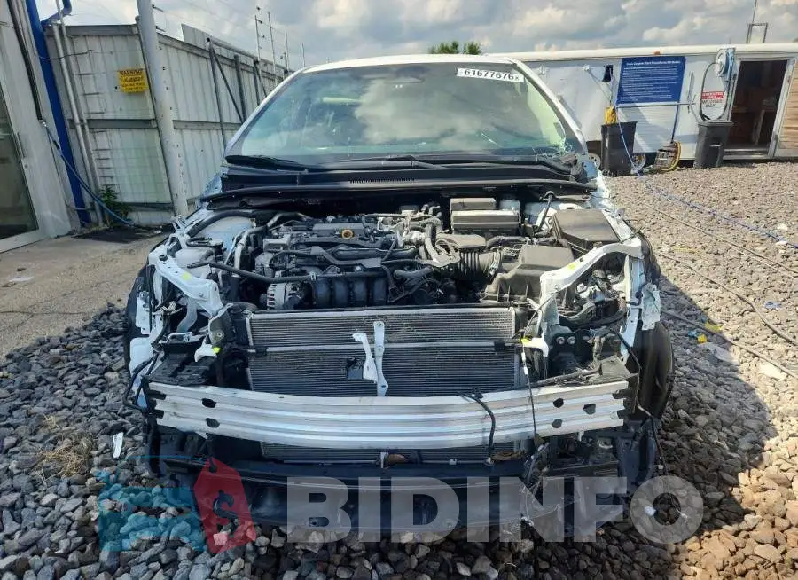5YFB4MDE9RP203904 Photo# 5