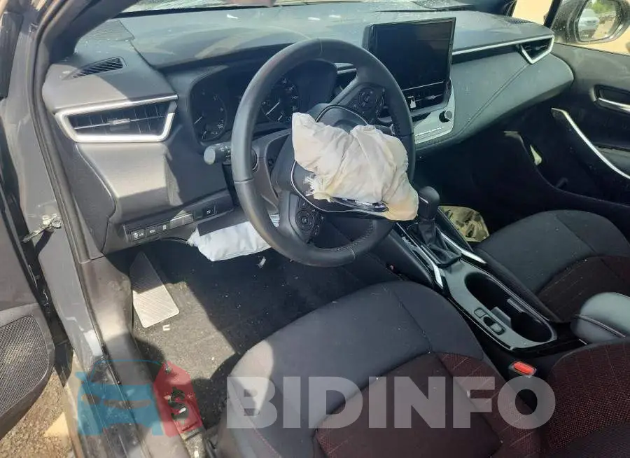 JTDBCMFE2R3033152 Photo# 8