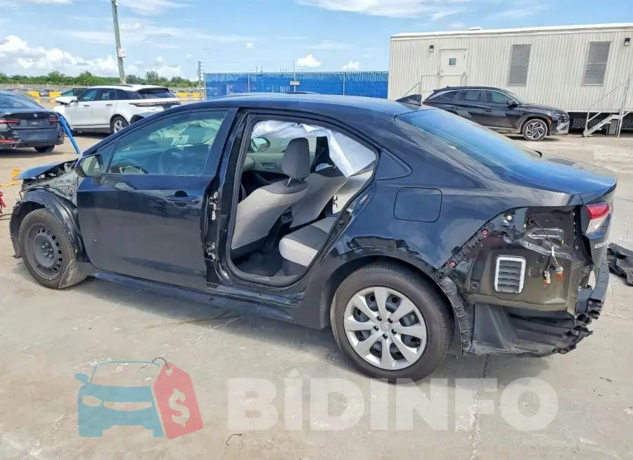 JTDBCMFE2SJ047697 Photo# 2