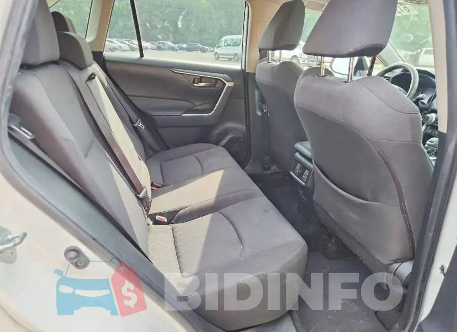 JTMW1RFV5KD006886 Photo# 11