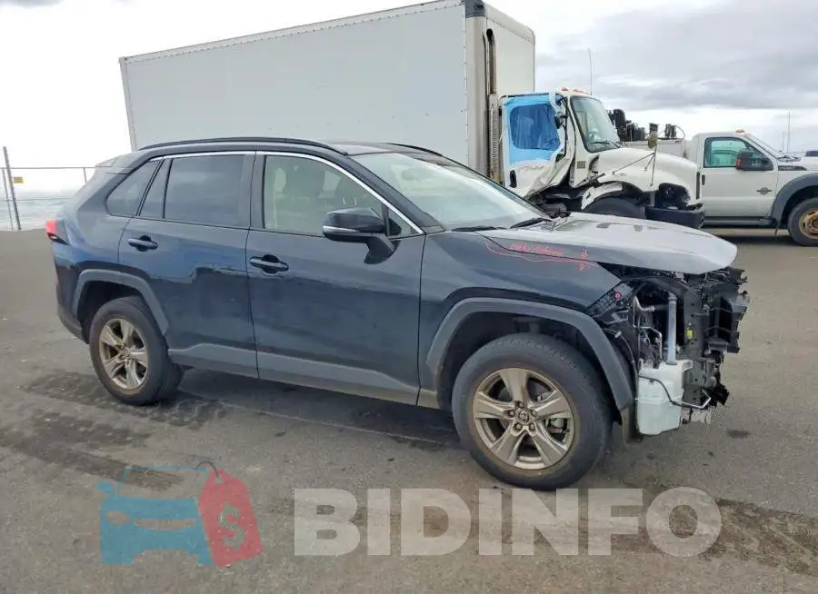 JTMW1RFVXRD114401 Photo# 4