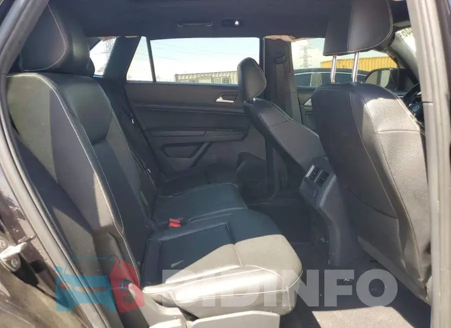 1V25C2CA2LC201431 Photo# 10