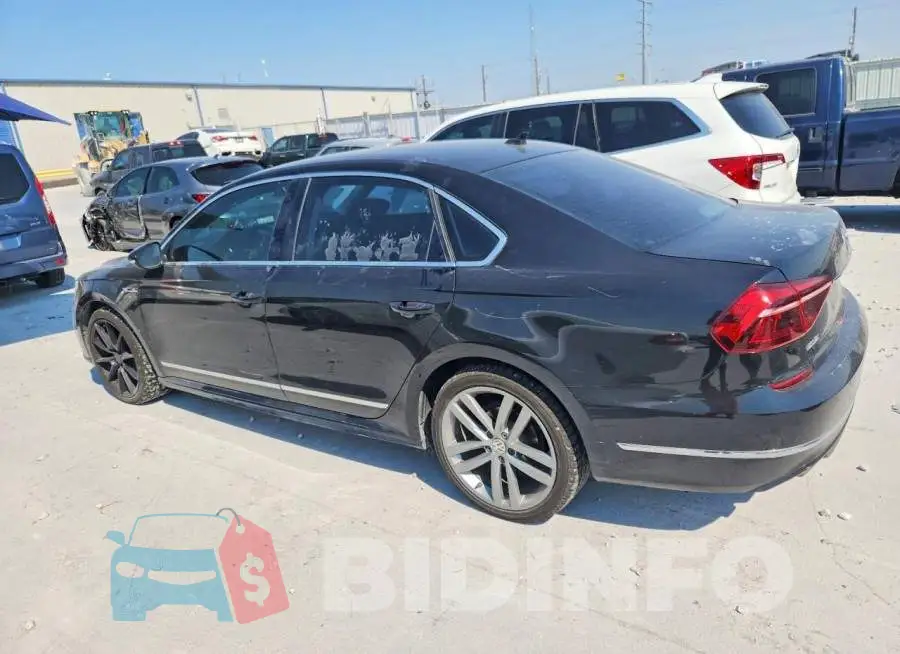 1VWDT7A32HC072643 Photo# 2