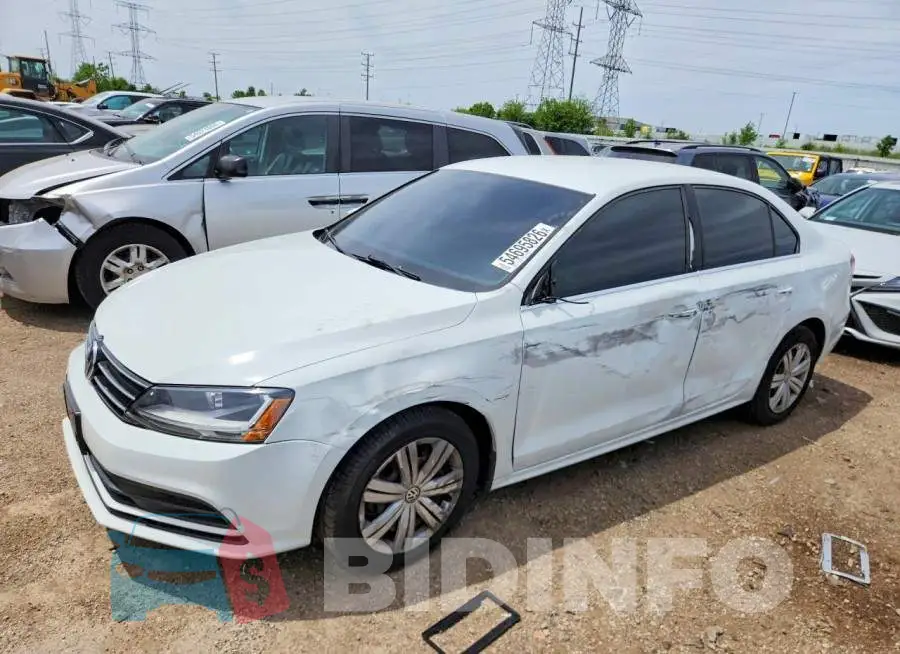 3VW2B7AJ8HM250515 Photo# 1