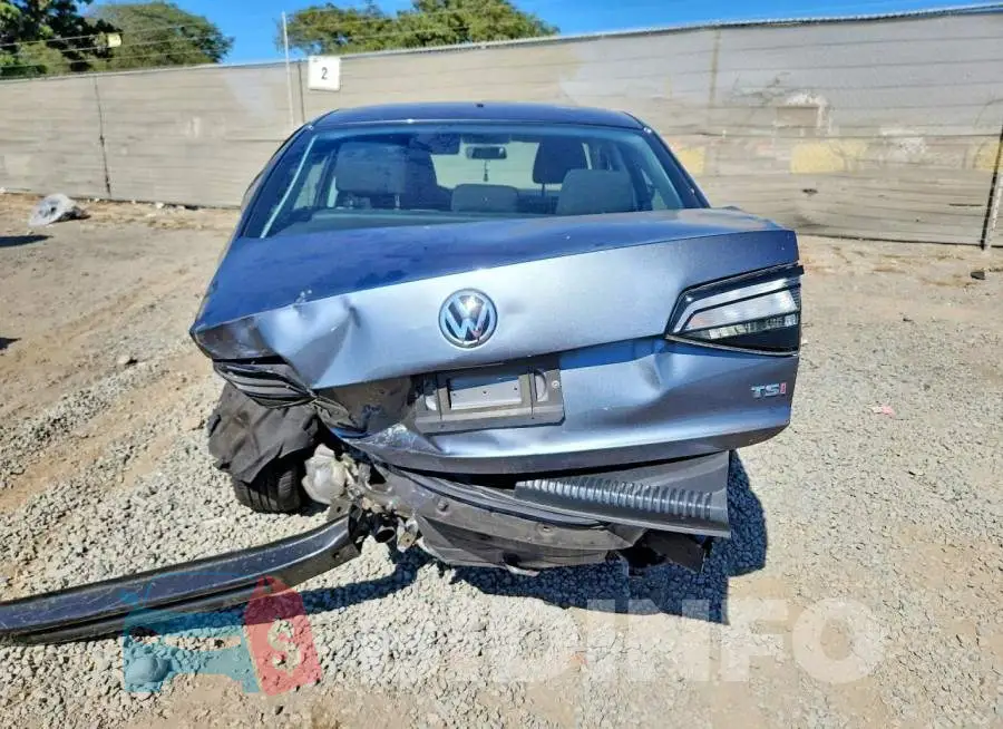 3VW2B7AJ9HM392419 Photo# 6