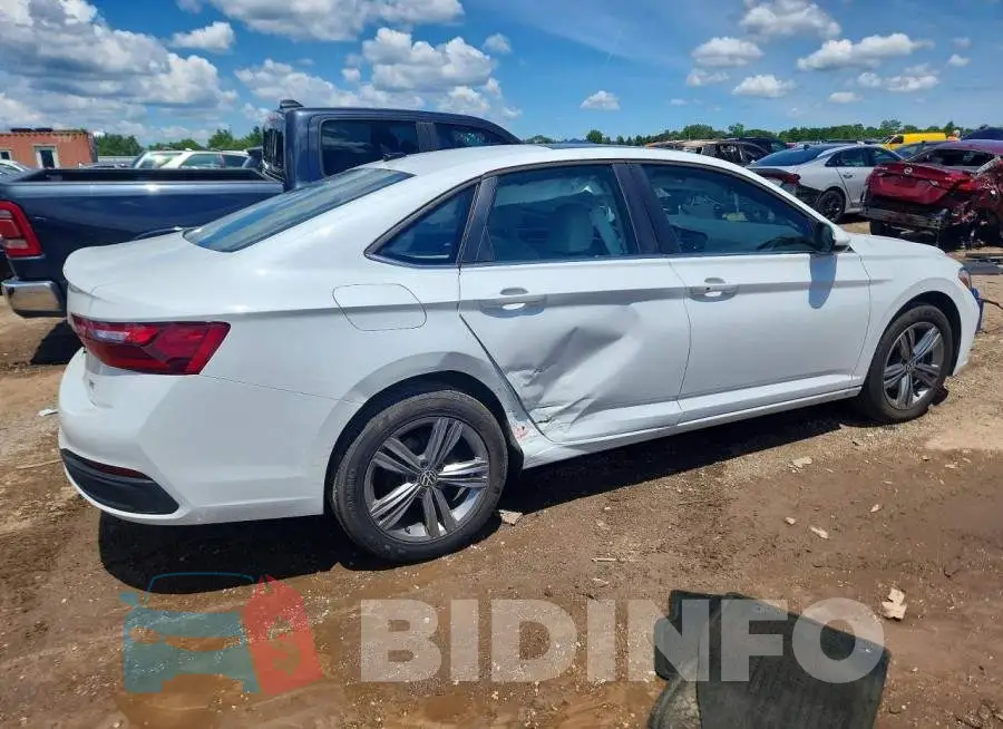 3VW7M7BU9RM054447 Photo# 3