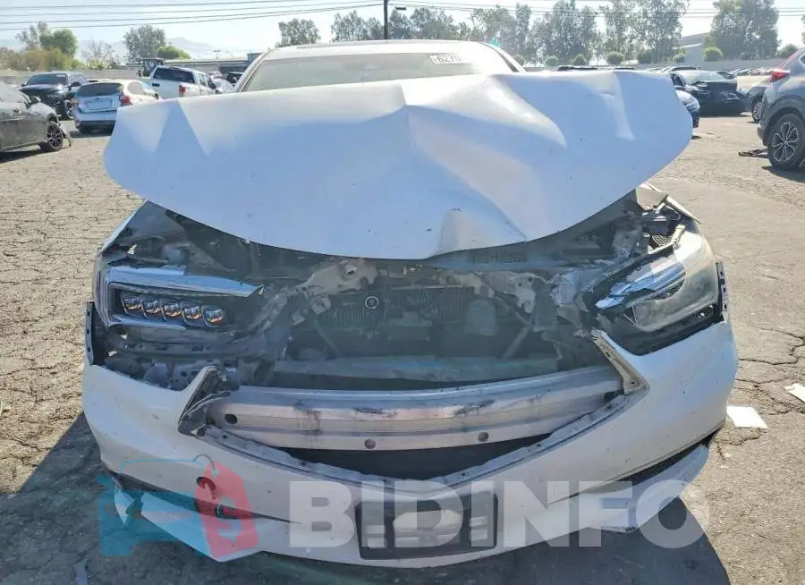 19UUB1F36KA007648 Photo# 5