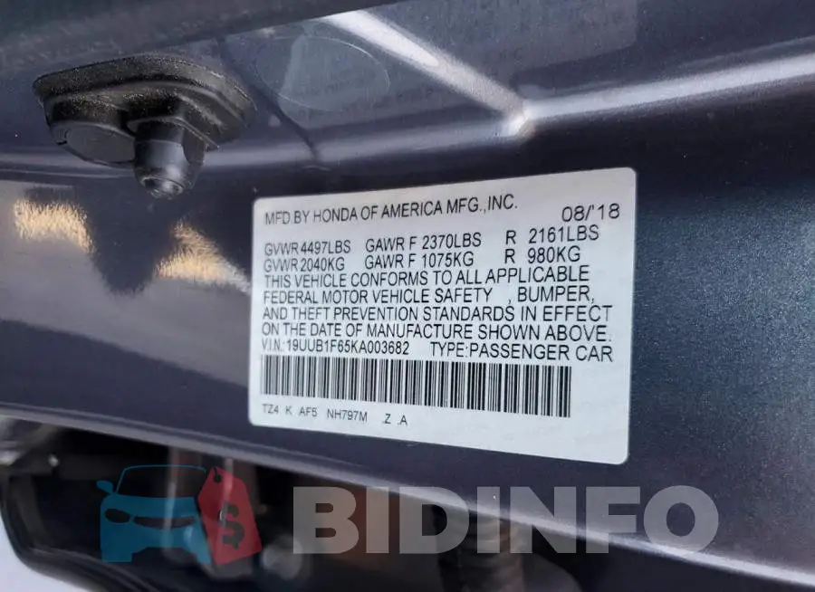 19UUB1F65KA003682 Photo# 12