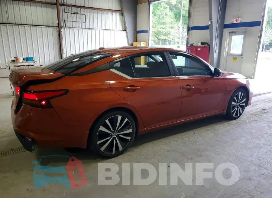 1N4BL4CV1KC112554 Photo# 3
