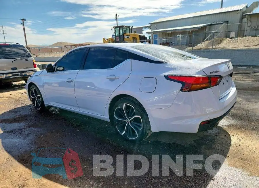 1N4BL4CV8SN315543 Photo# 2
