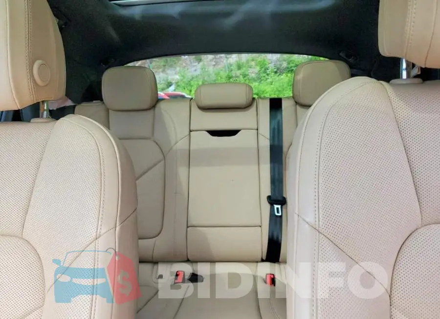 WP1AG2A55SLB42205 Photo# 10