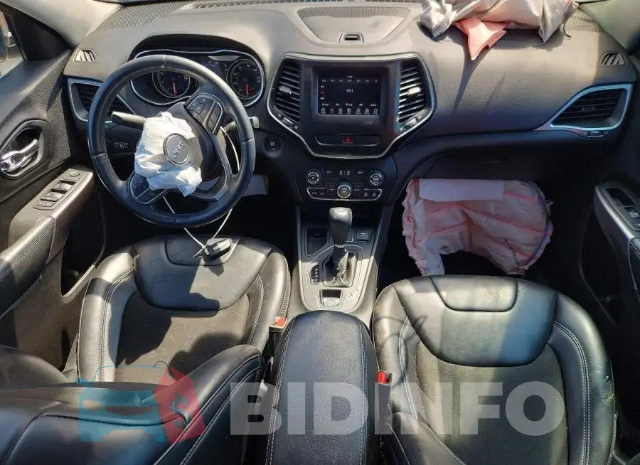 1C4PJLLB8KD175330 Photo# 8