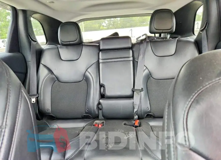 1C4PJMLN9KD355108 Photo# 10