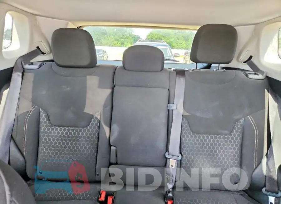 3C4NJCAB0MT580928 Photo# 10