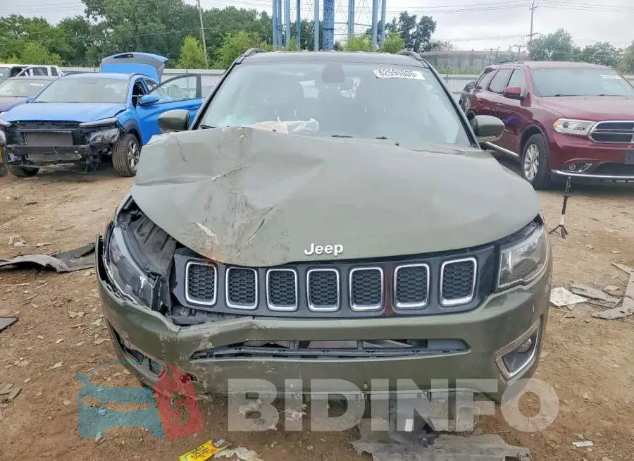 3C4NJDCB4JT398048 Photo# 5